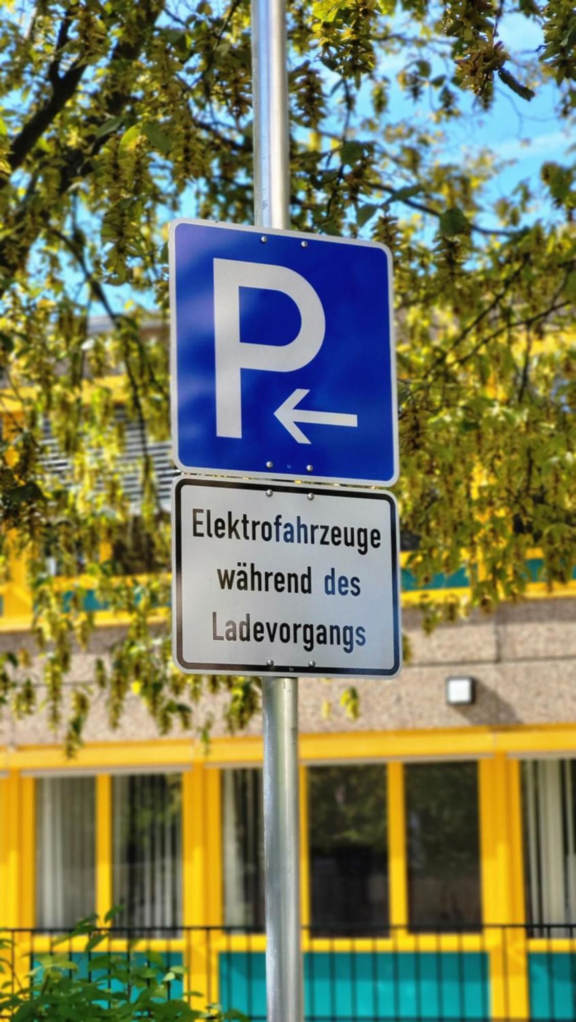 Central Hotel Eschborn Bagian luar foto